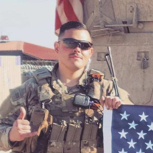 Meet your Posher, Alex - Picture 1 of 1